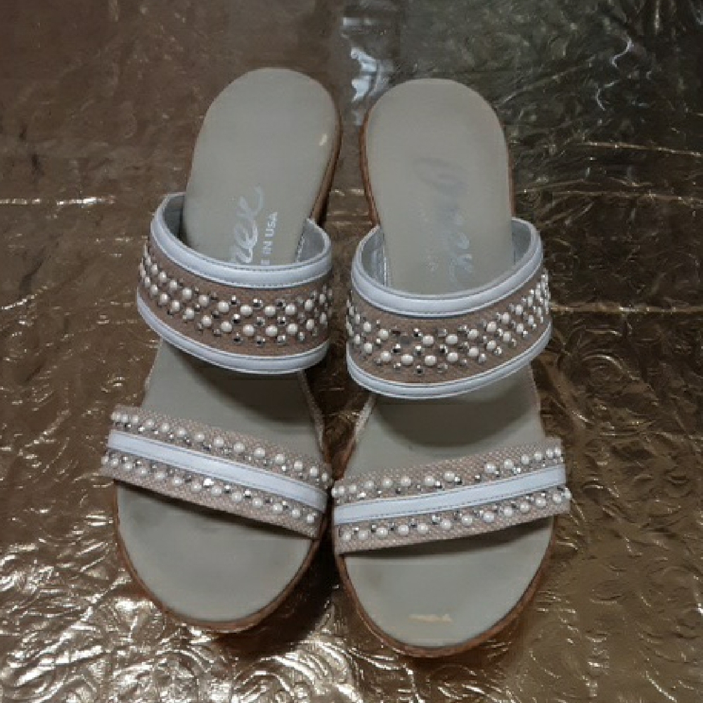 Women's Beaded Slide Sandals
